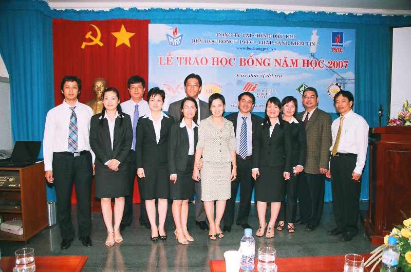 Trao học bổng 