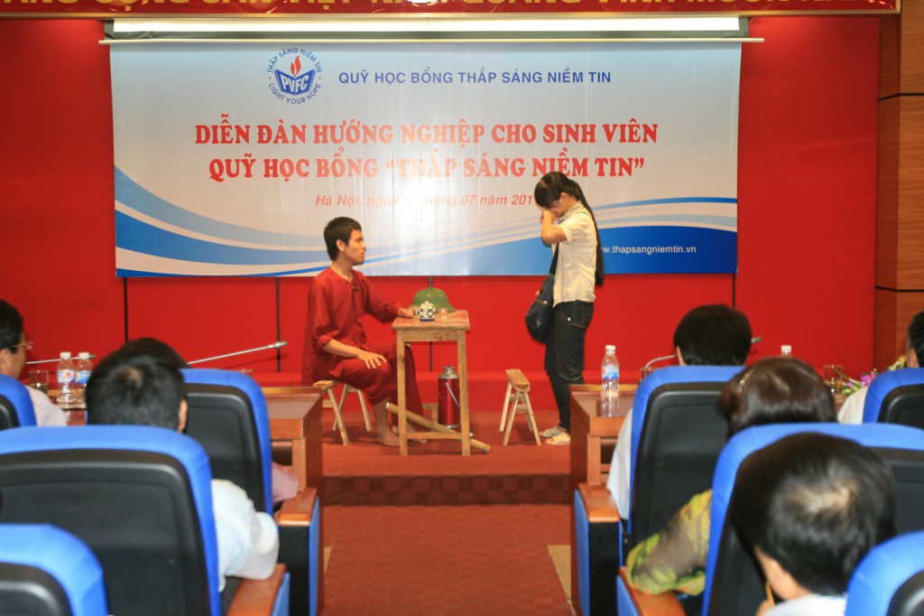 Diễn đàn hướng nghiệp cho sinh viên